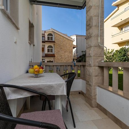 Apartment Duce 5973B Omiš Exterior foto