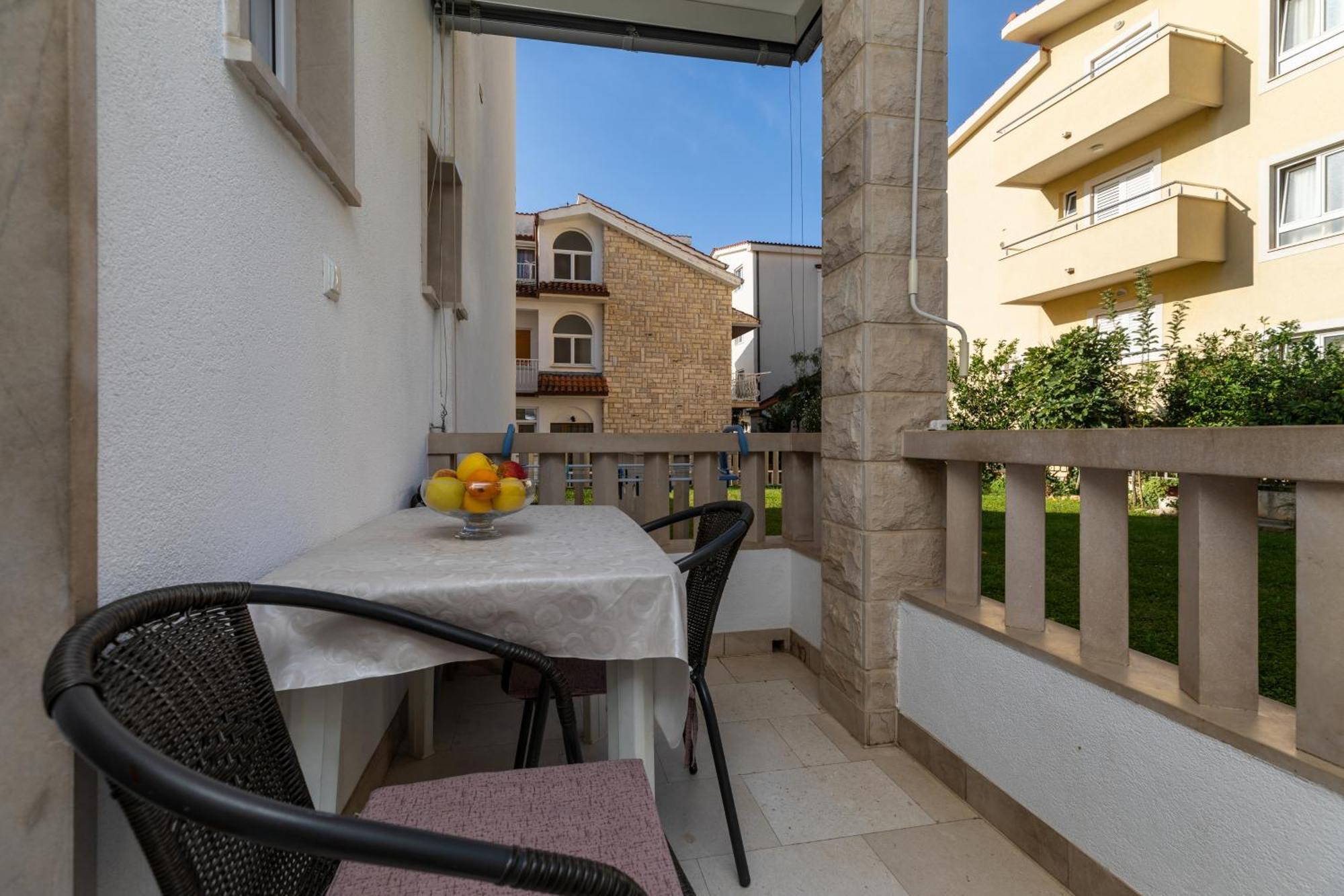 Apartment Duce 5973B Omiš Exterior foto